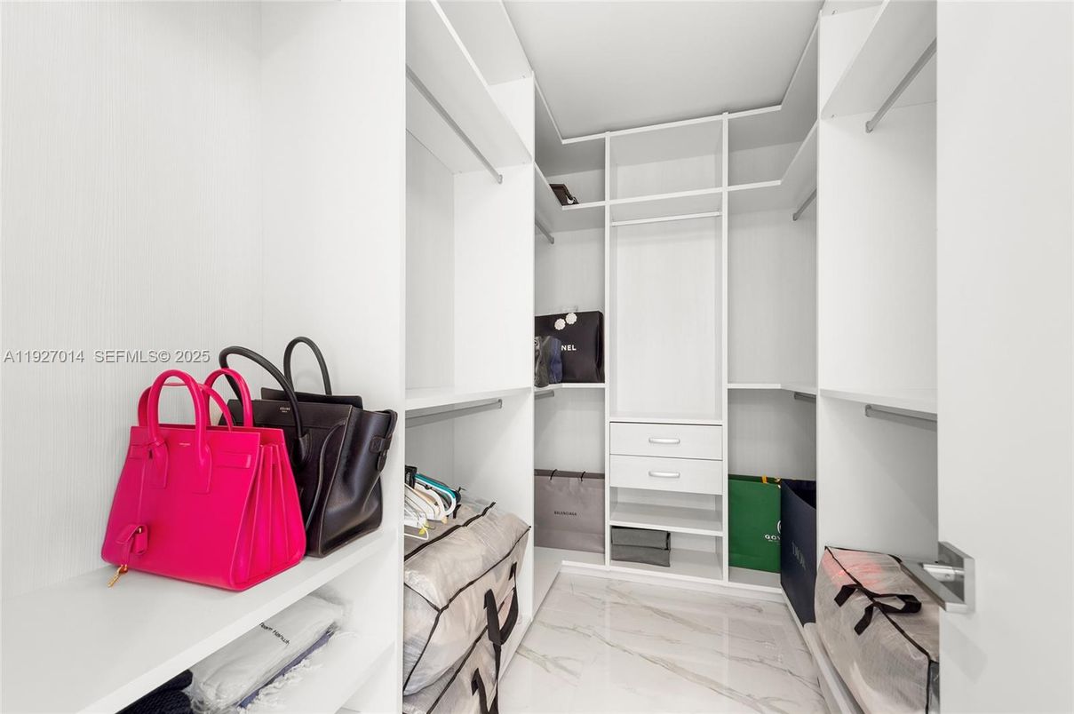 Interior, Marble, Walk-in Closets