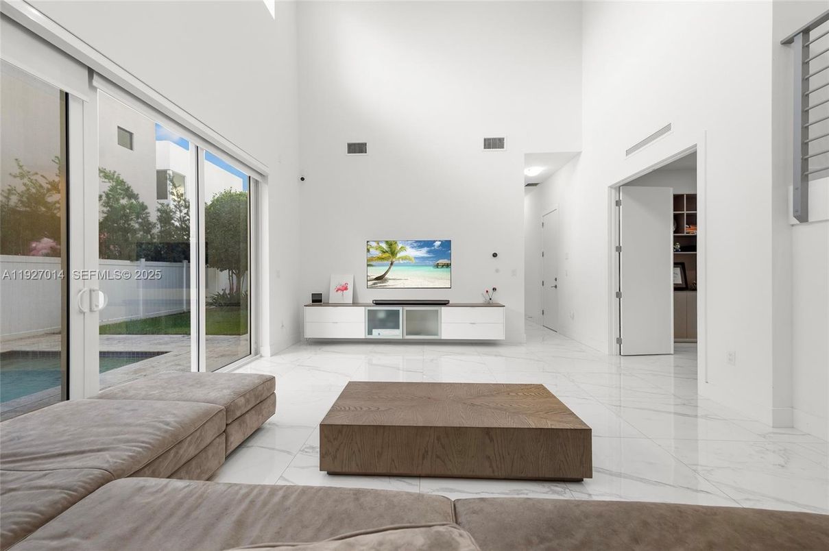 Interior, Living room, Marble