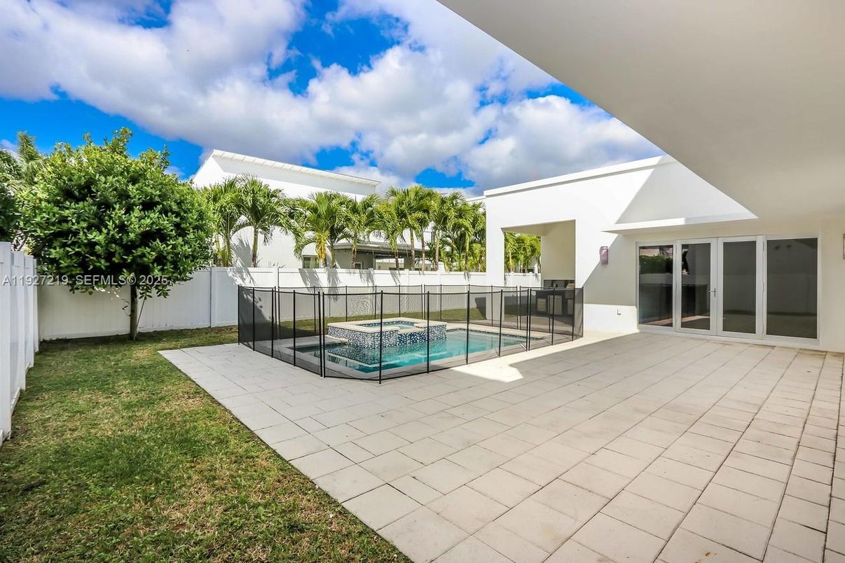 Backyard, Exterior, Pool