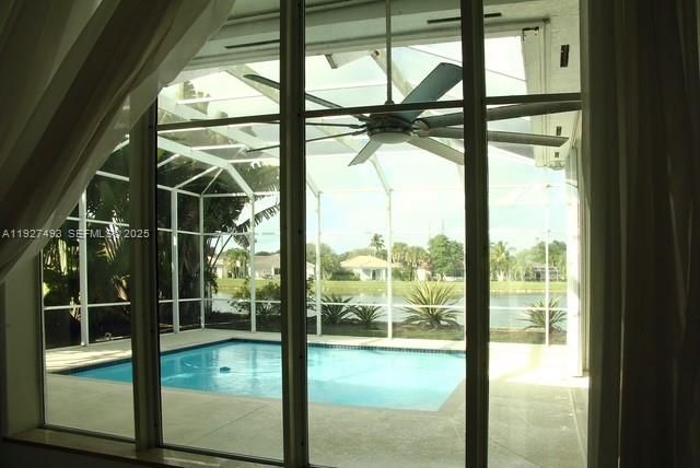 Glass Ceilings, Interior, Pool, Sun Room, Water