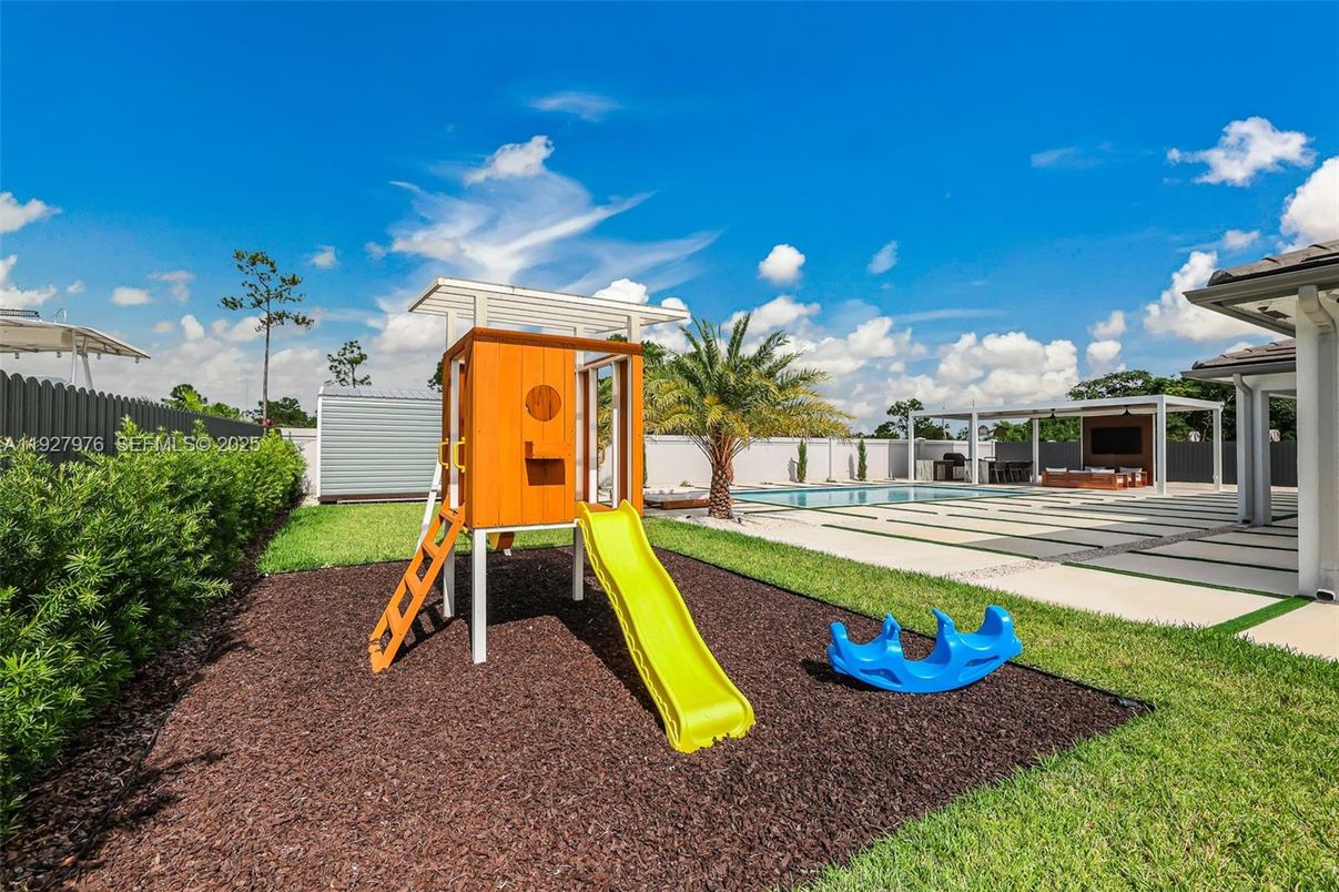 Backyard, Exterior, Playground, Pool