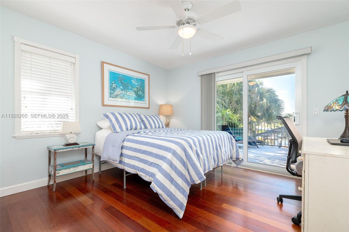 Bedroom, Home Office, Interior, Wood Texture Flooring