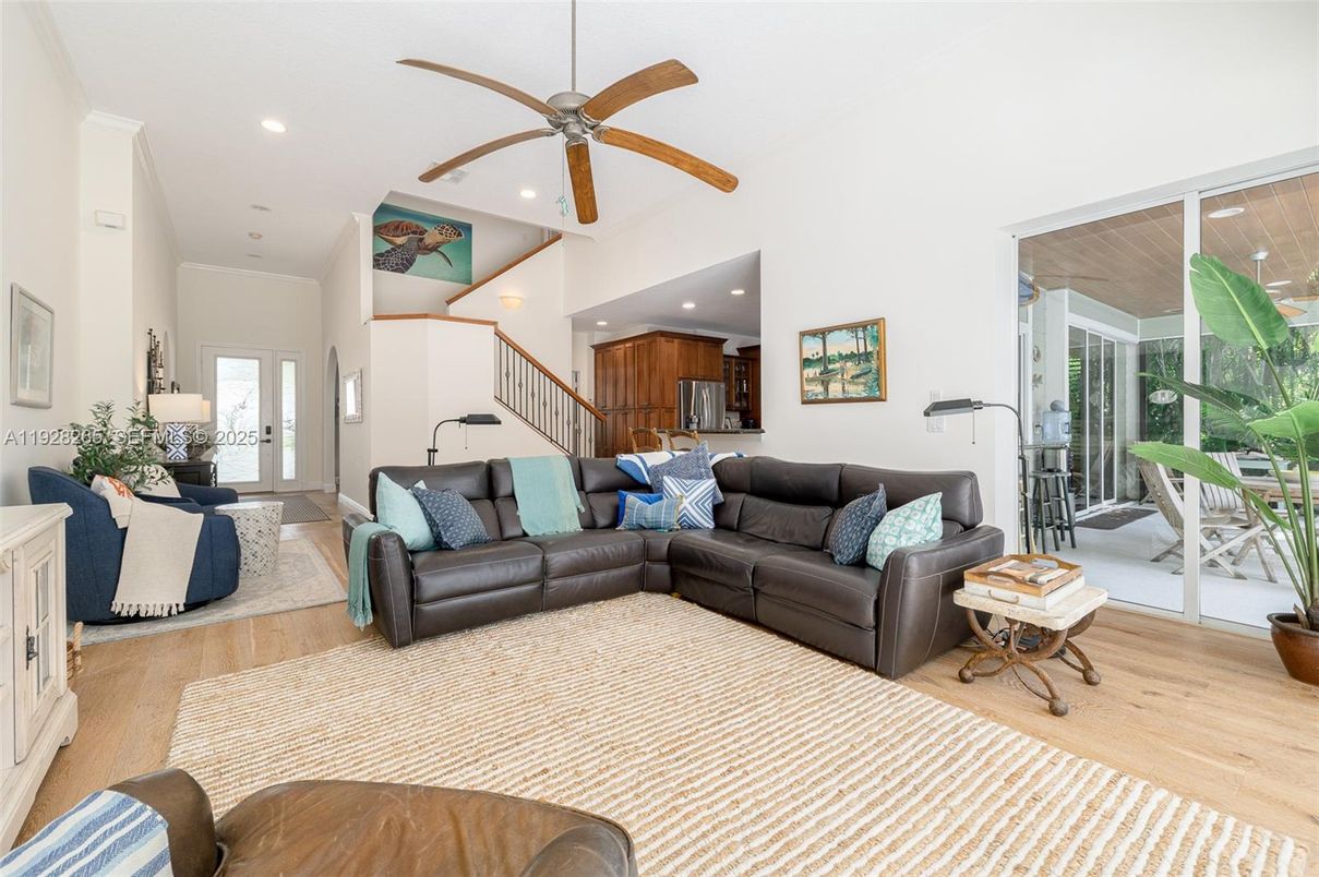 Interior, Kitchen, Living room, Recessed Lighting, Wood Texture Flooring