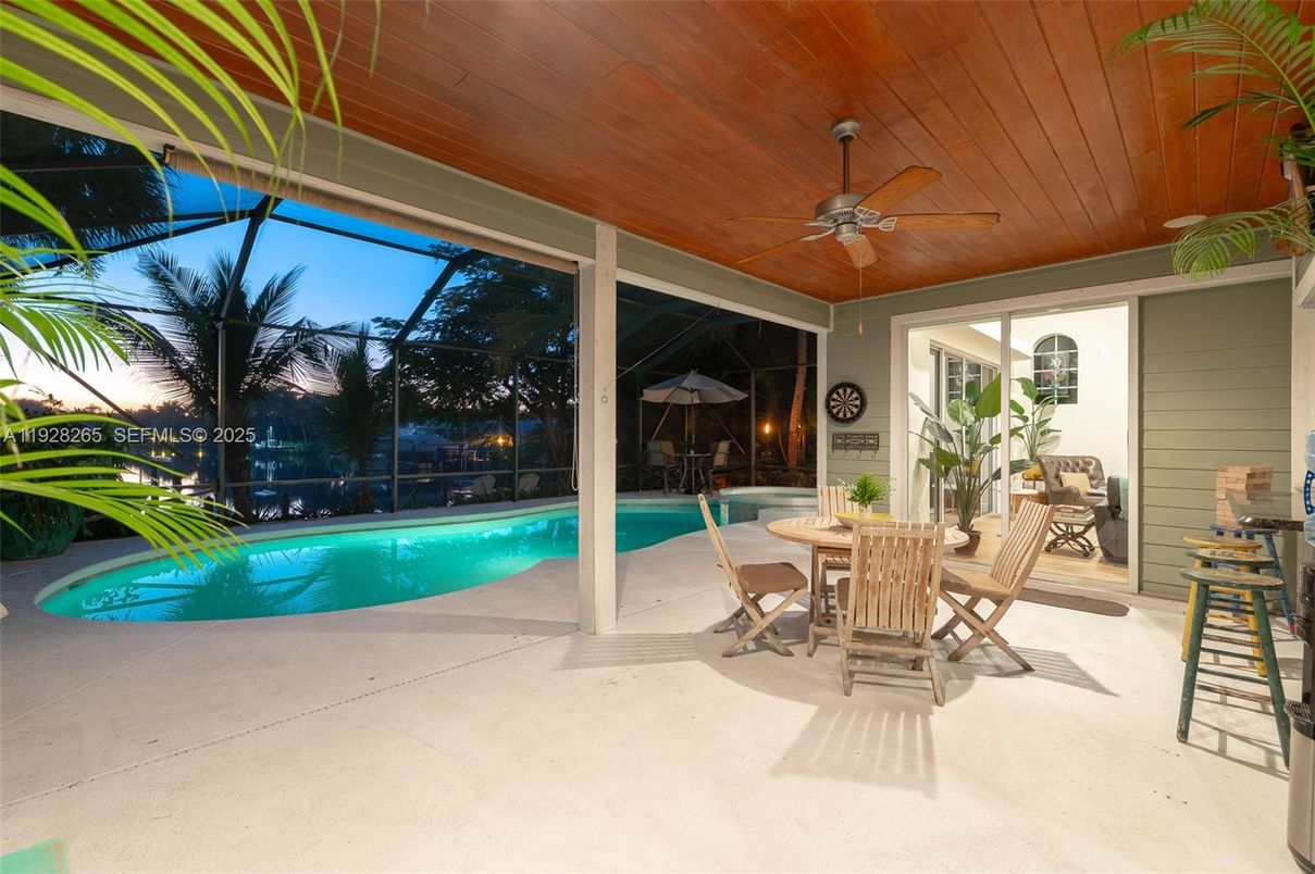 Dining room, Glass Ceilings, Interior, Pool, Sun Room, Wooden Ceilings