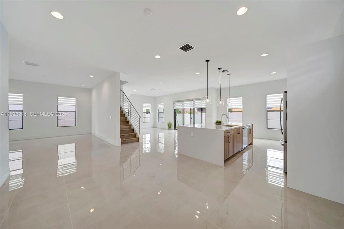 Interior, Kitchen, Pendant Lights, Recessed Lighting