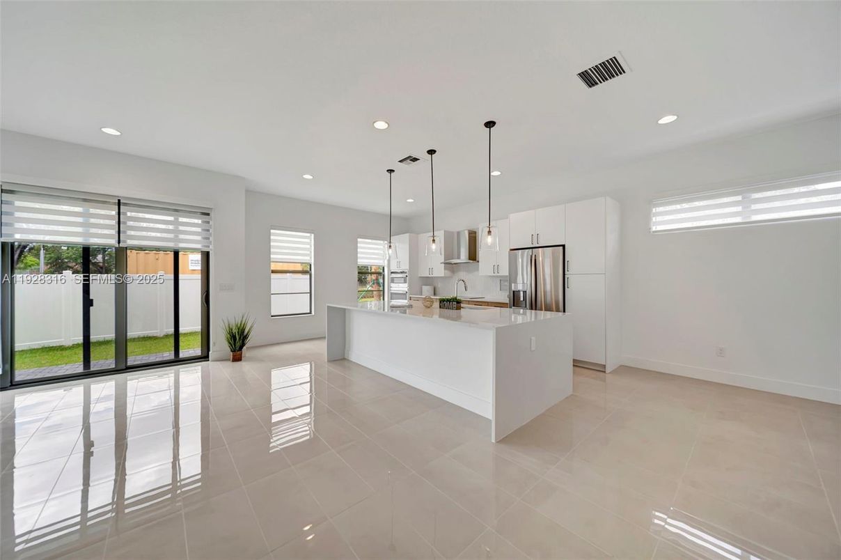 Interior, Kitchen, Pendant Lights, Recessed Lighting, Stainless Steel Appliances