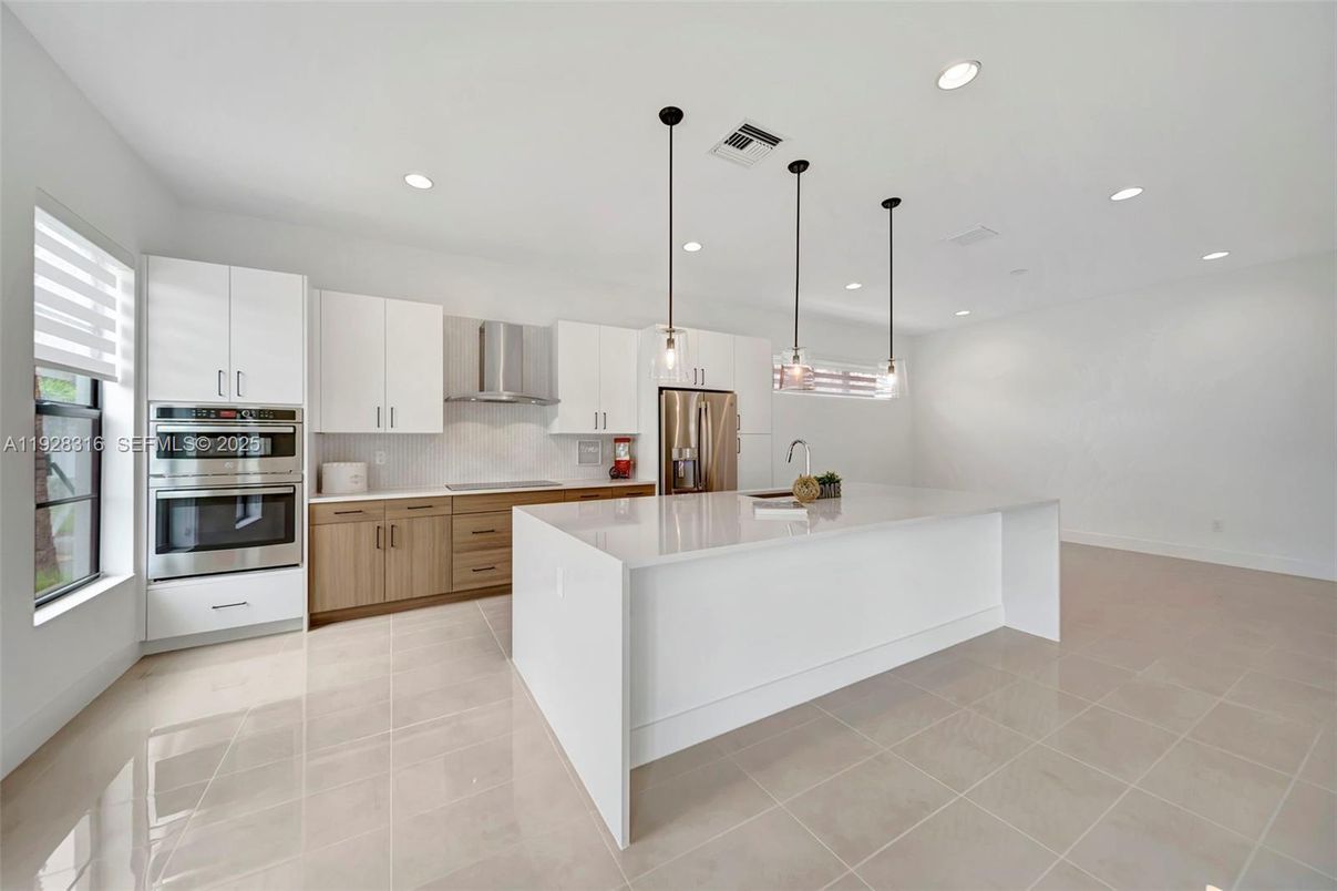 Interior, Kitchen, Pendant Lights, Recessed Lighting, Stainless Steel Appliances