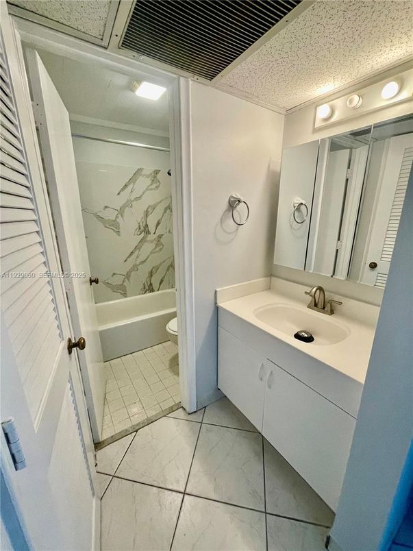 Bathroom, Interior, Marble Walls