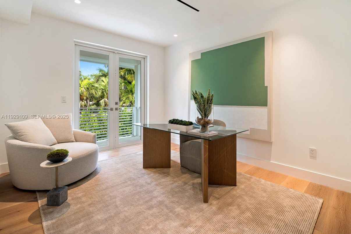 Home Office, Interior, Recessed Lighting, Wood Texture Flooring