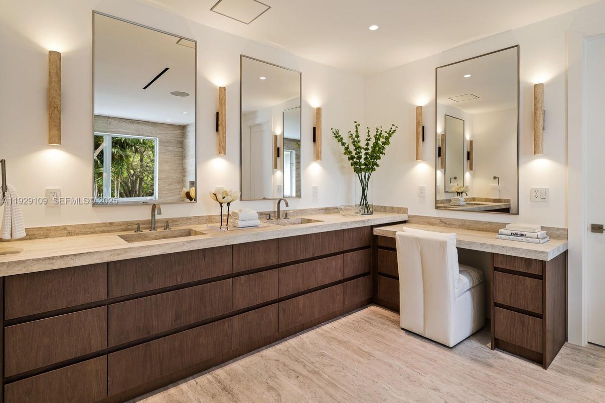 Bathroom, Dual Sink Vanities, Interior, Recessed Lighting, Wooden Beams, Wood Texture Flooring