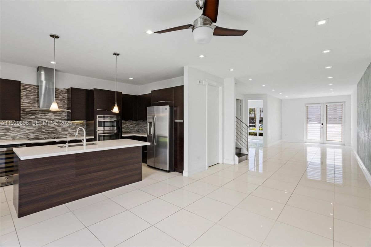 Interior, Kitchen, Pendant Lights, Recessed Lighting, Stainless Steel Appliances