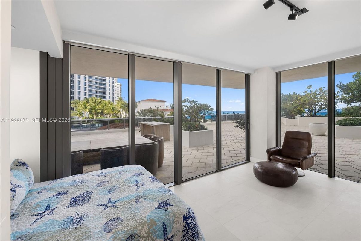 Bedroom, Interior, Water