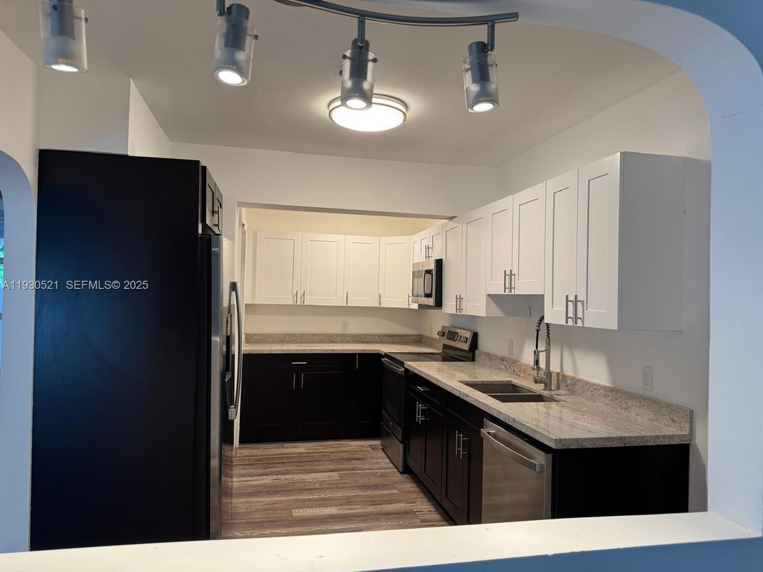 Interior, Kitchen, Wood Texture Flooring