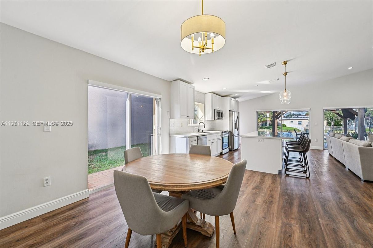 Dining room, Interior, Kitchen, Living room, Pendant Lights, Recessed Lighting, Wood Texture Flooring