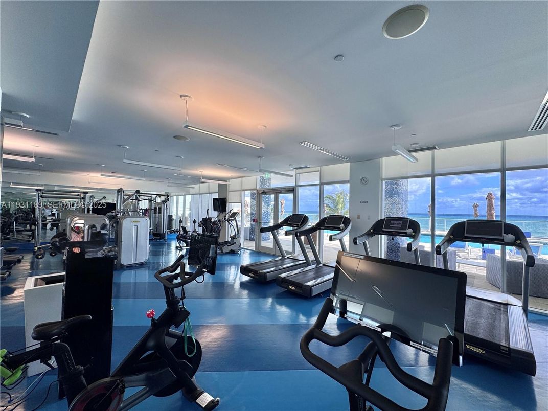 Fitness Equipment, Gym, Interior, Recessed Lighting, Water
