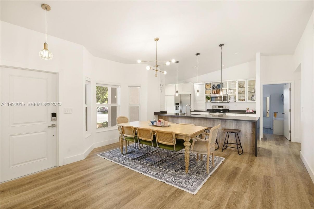 Dining room, Interior, Kitchen, Pendant Lights, Wood Texture Flooring