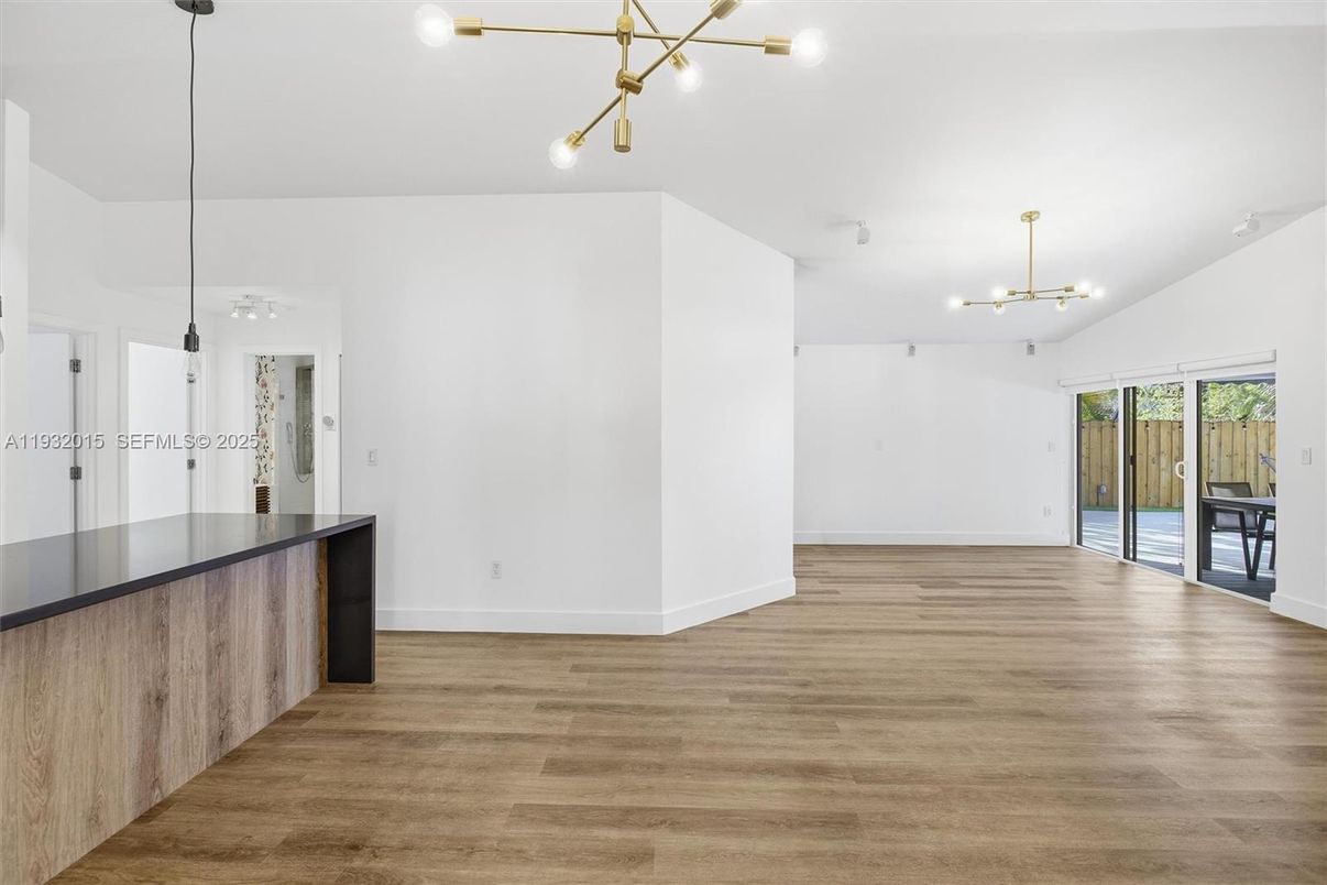 Empty room, Interior, Pendant Lights, Wood Texture Flooring