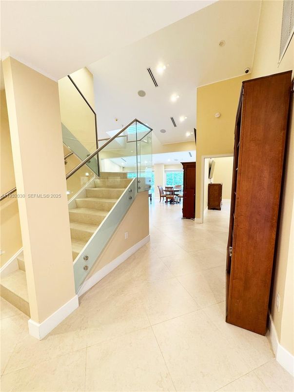 Dining room, Interior, Recessed Lighting