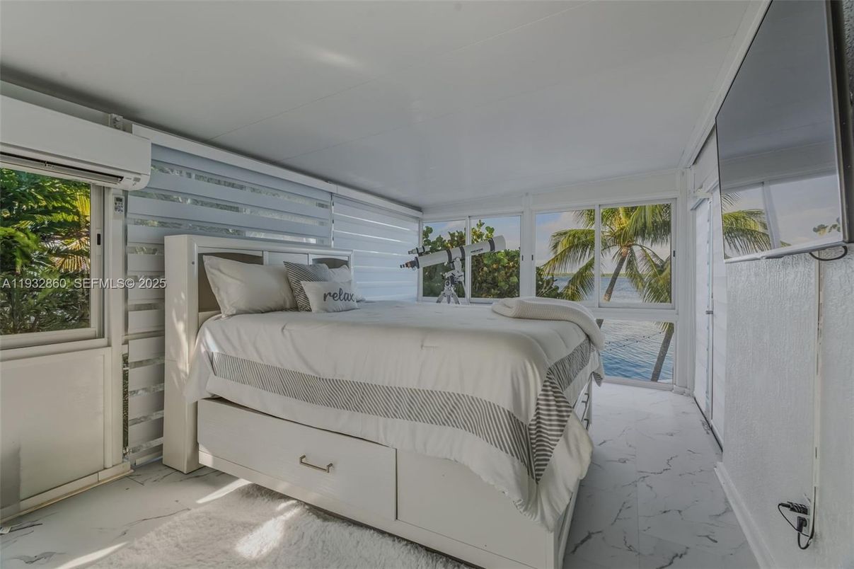 Bedroom, Interior, Marble