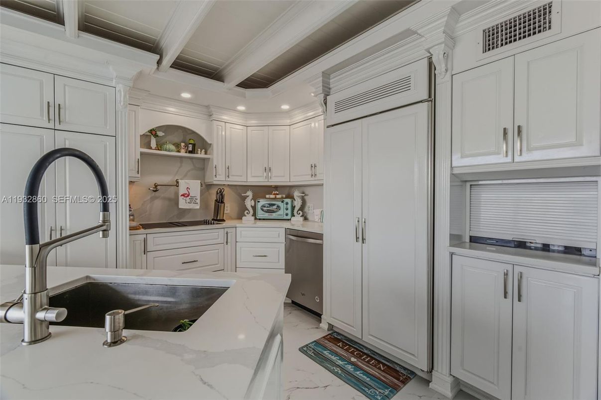 Interior, Kitchen, Recessed Lighting