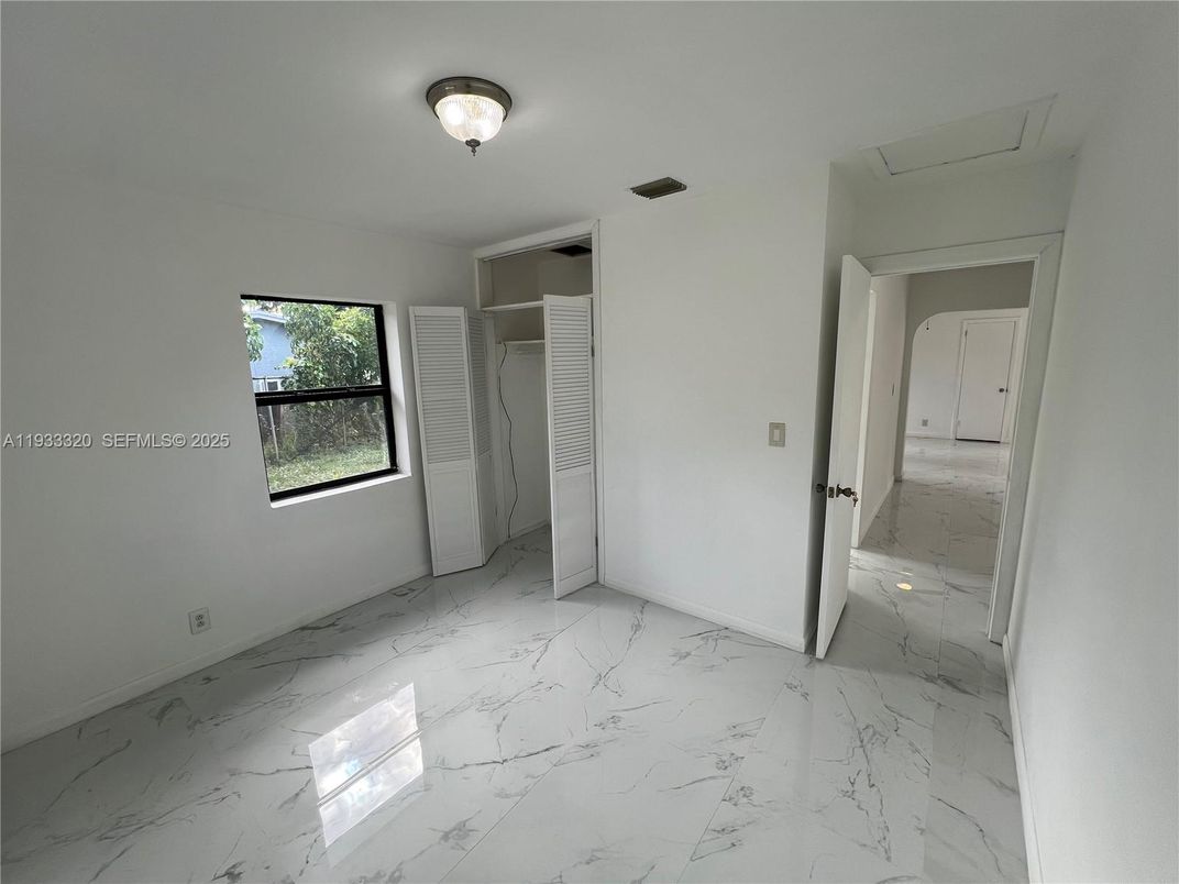 Empty room, Interior, Marble