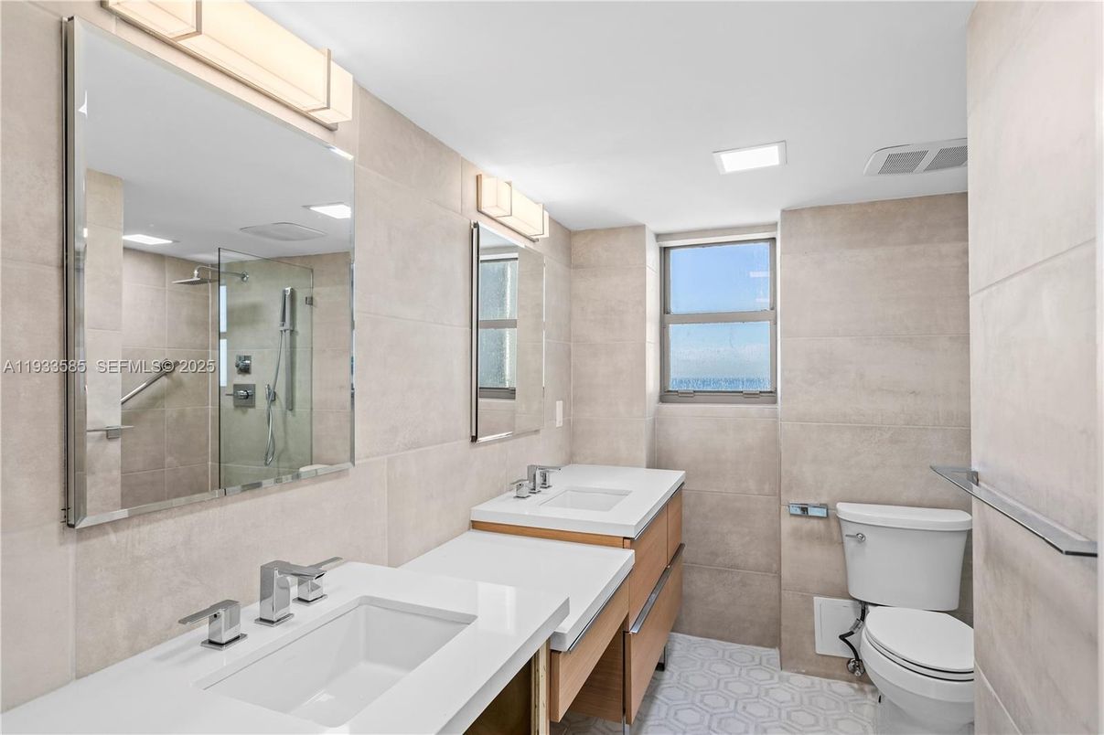 Bathroom, Dual Sink Vanities, Glass Shower, Interior, Recessed Lighting