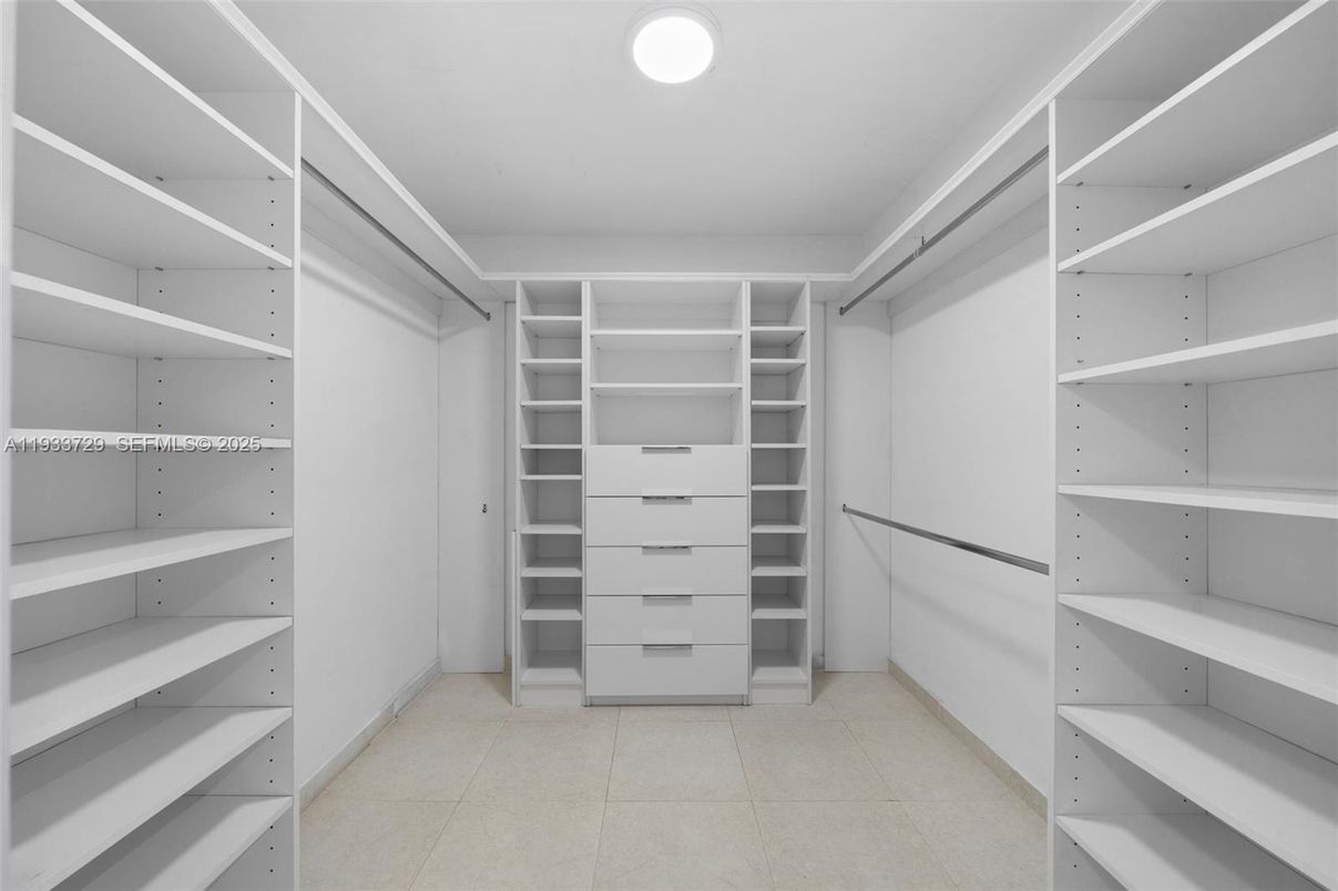 Interior, Recessed Lighting, Walk-in Closets