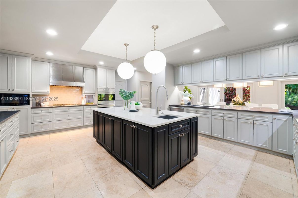 Interior, Kitchen, Pendant Lights, Recessed Lighting, Stainless Steel Appliances