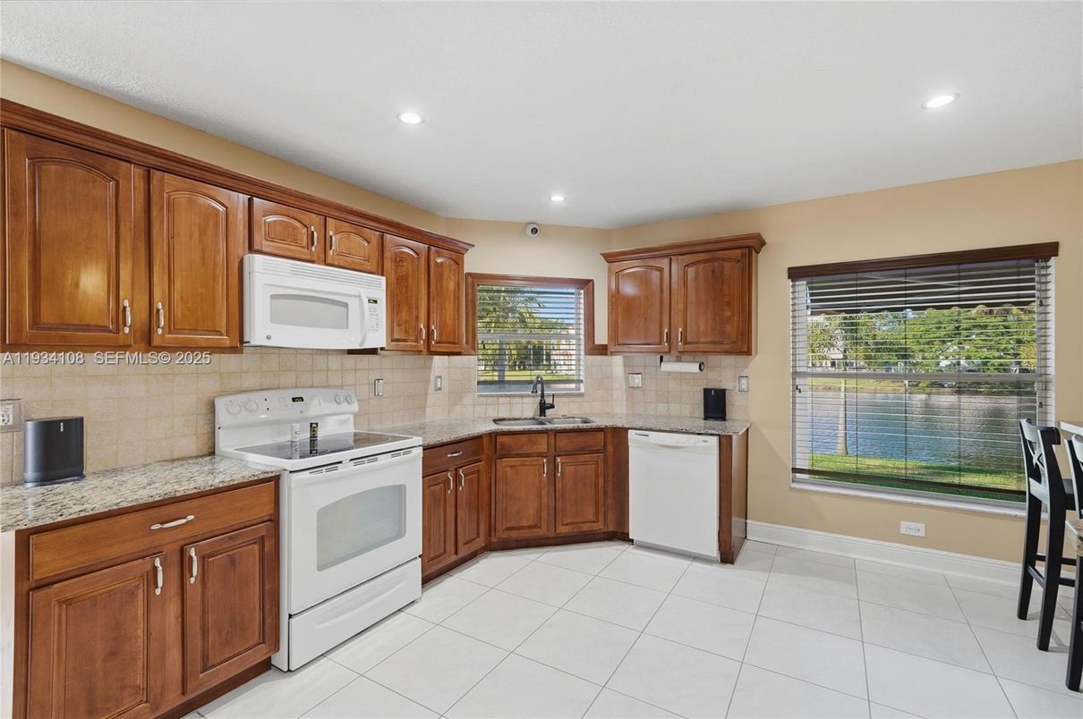 Interior, Kitchen, Recessed Lighting