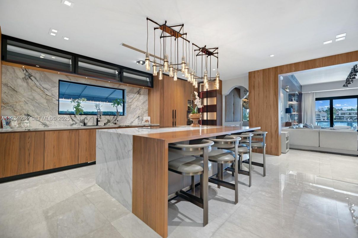 Interior, Kitchen, Marble Walls, Pendant Lights, Recessed Lighting, Water