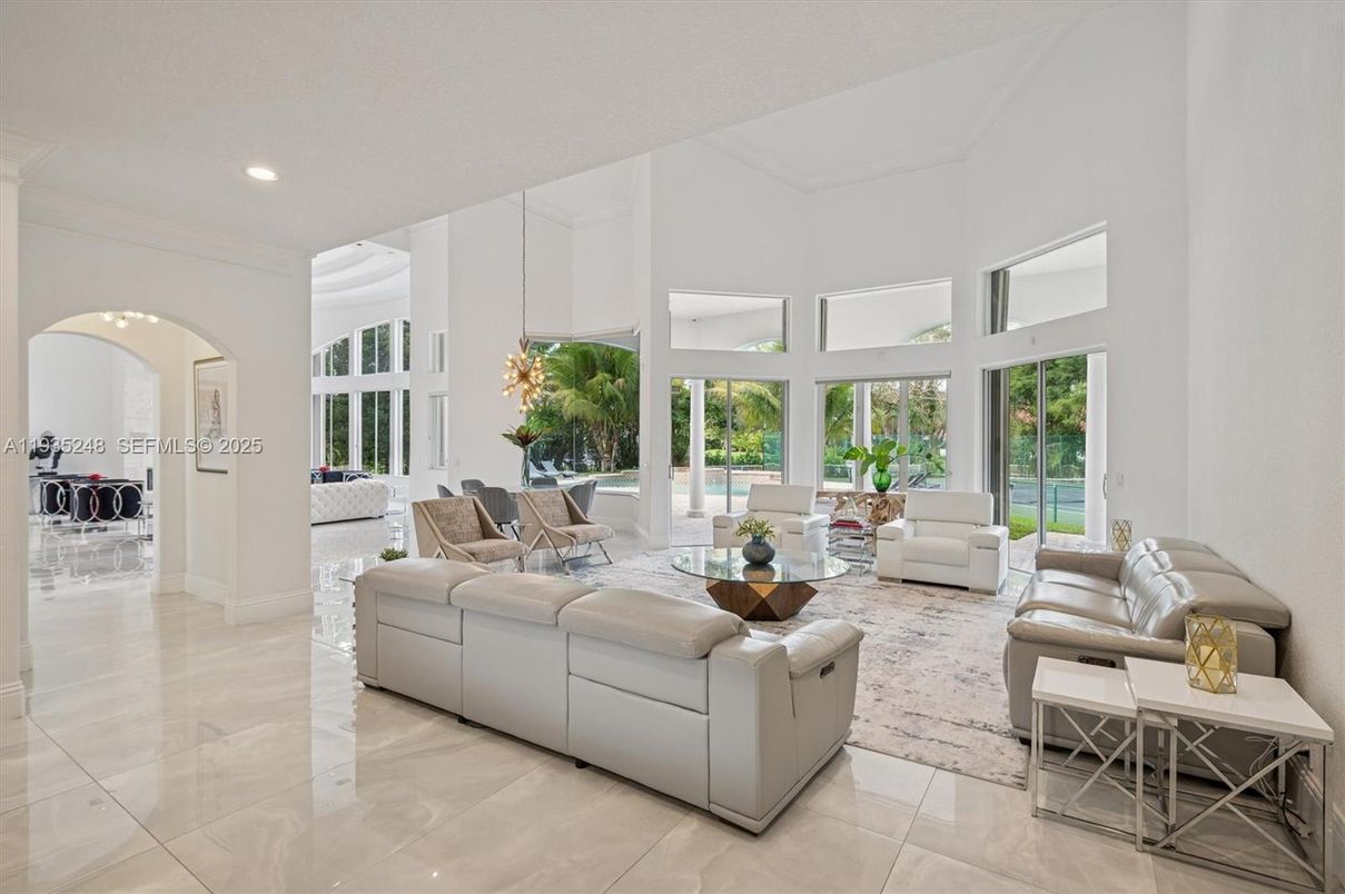 Interior, Living room, Recessed Lighting