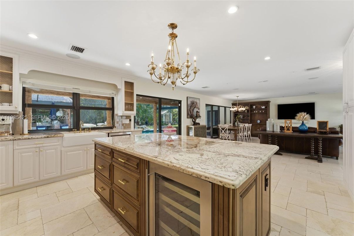 Chandelier, Dining room, Interior, Kitchen, Recessed Lighting