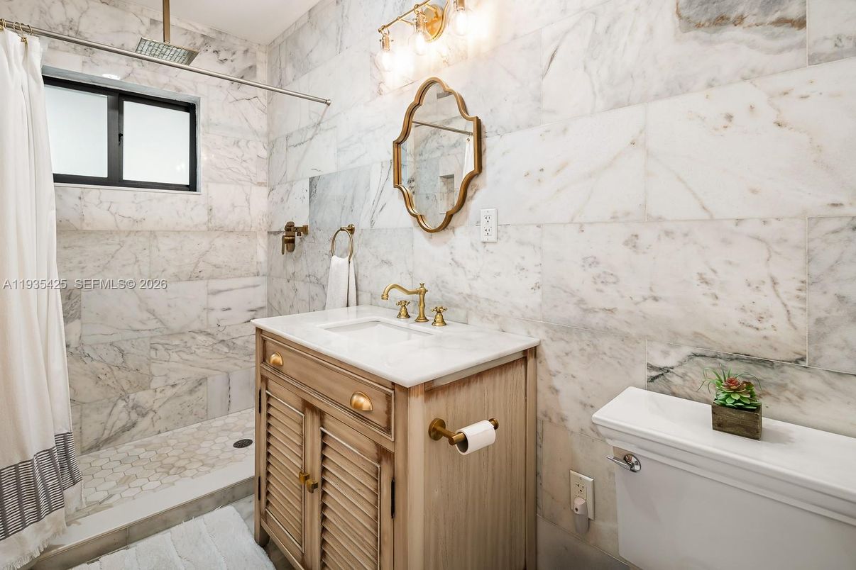 Bathroom, Interior, Marble Walls