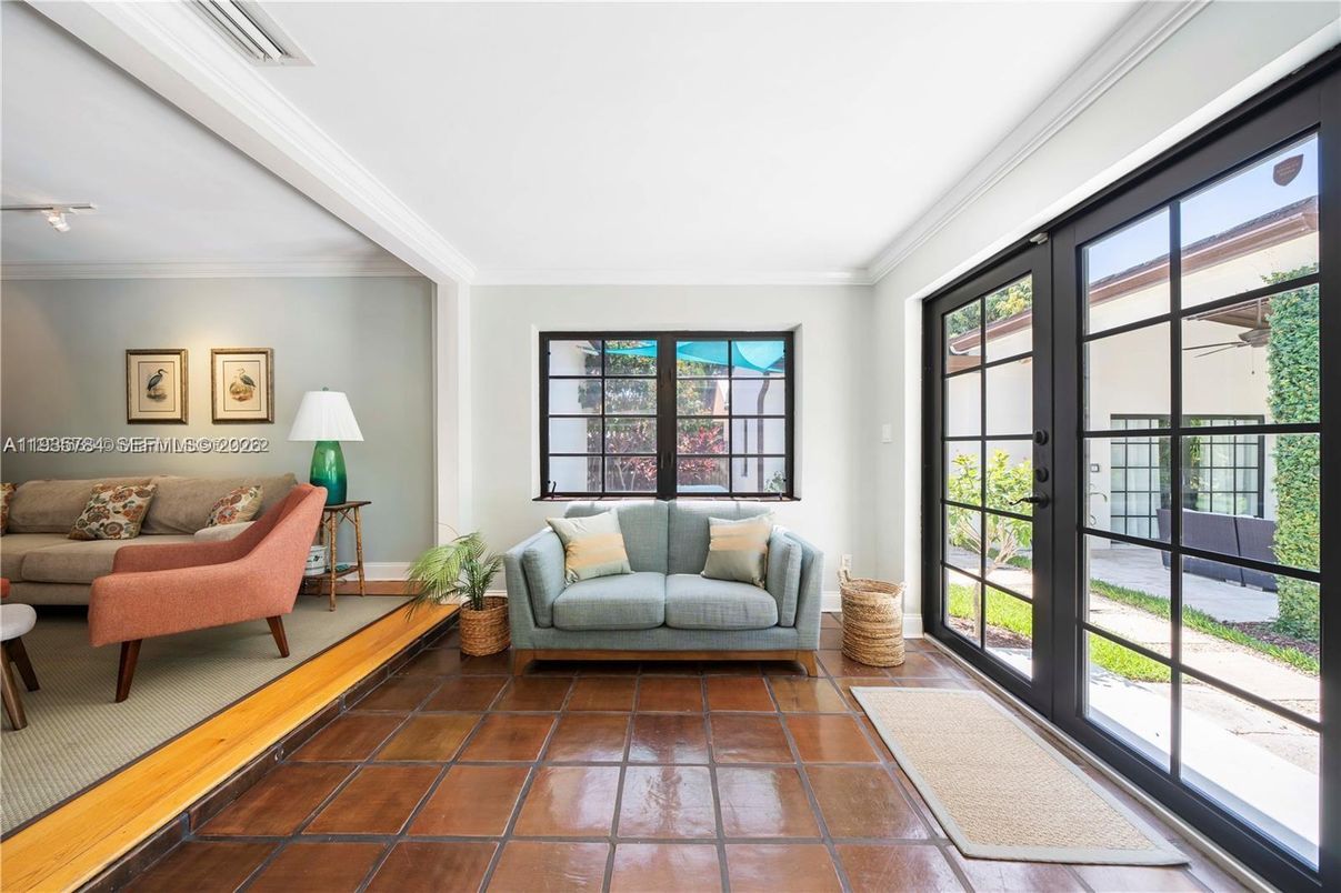 Interior, Living room