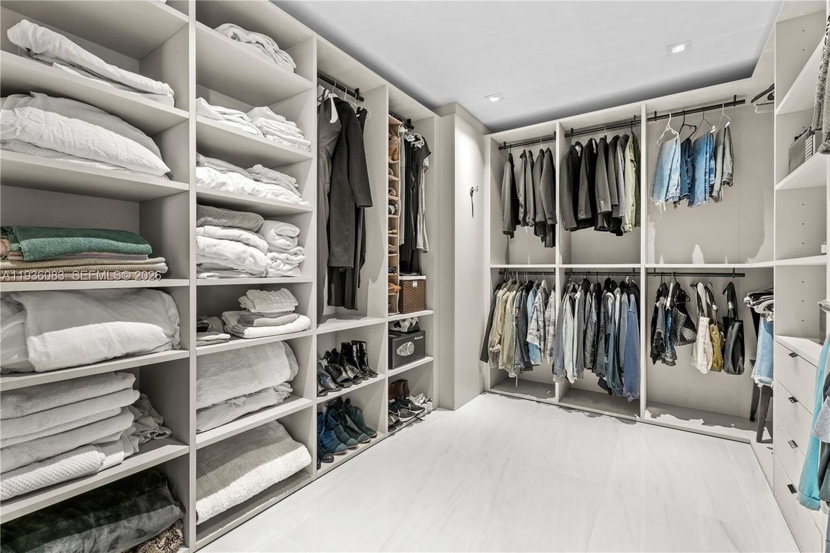 Interior, Recessed Lighting, Walk-in Closets