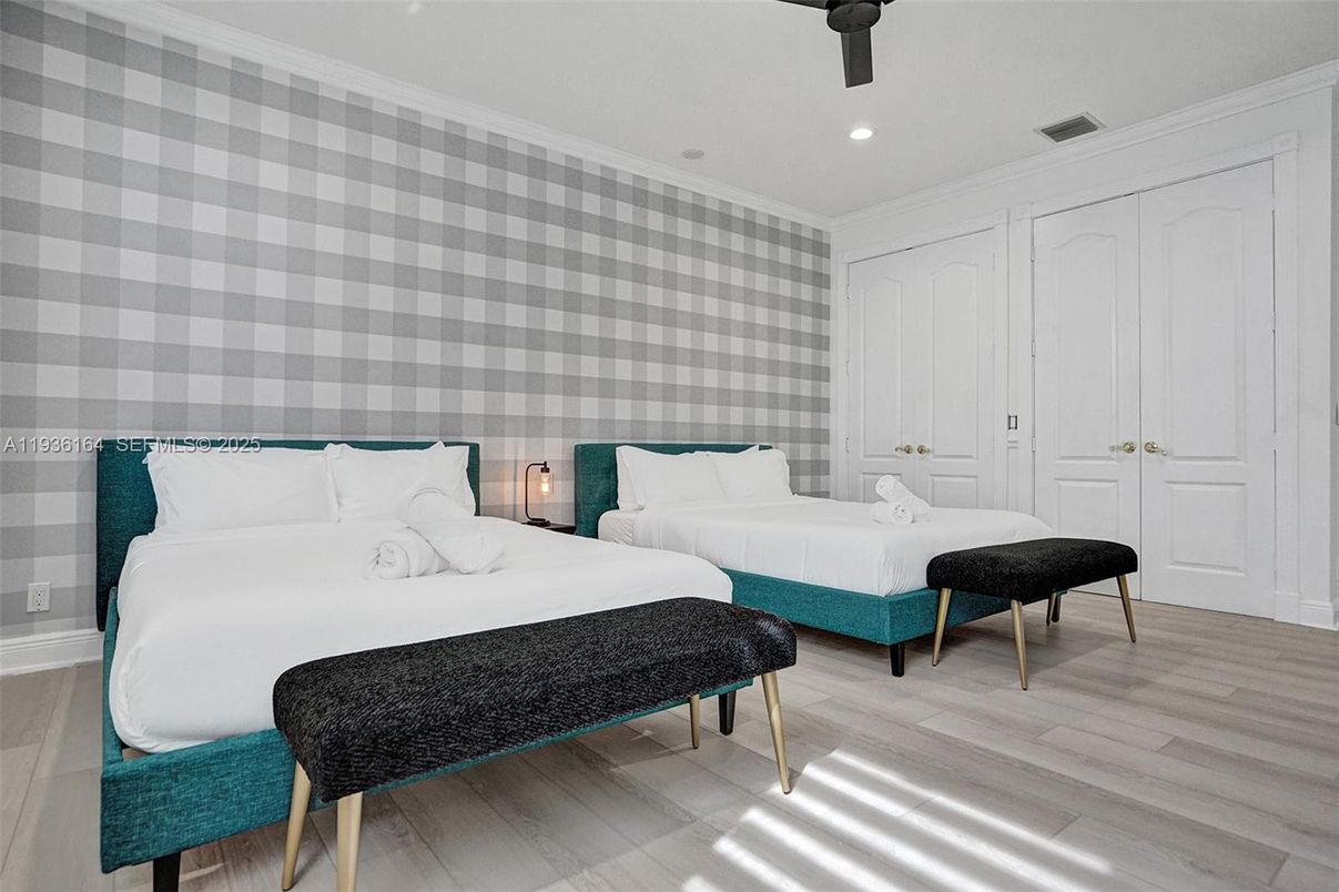 Bedroom, Interior, Recessed Lighting, Wood Texture Flooring