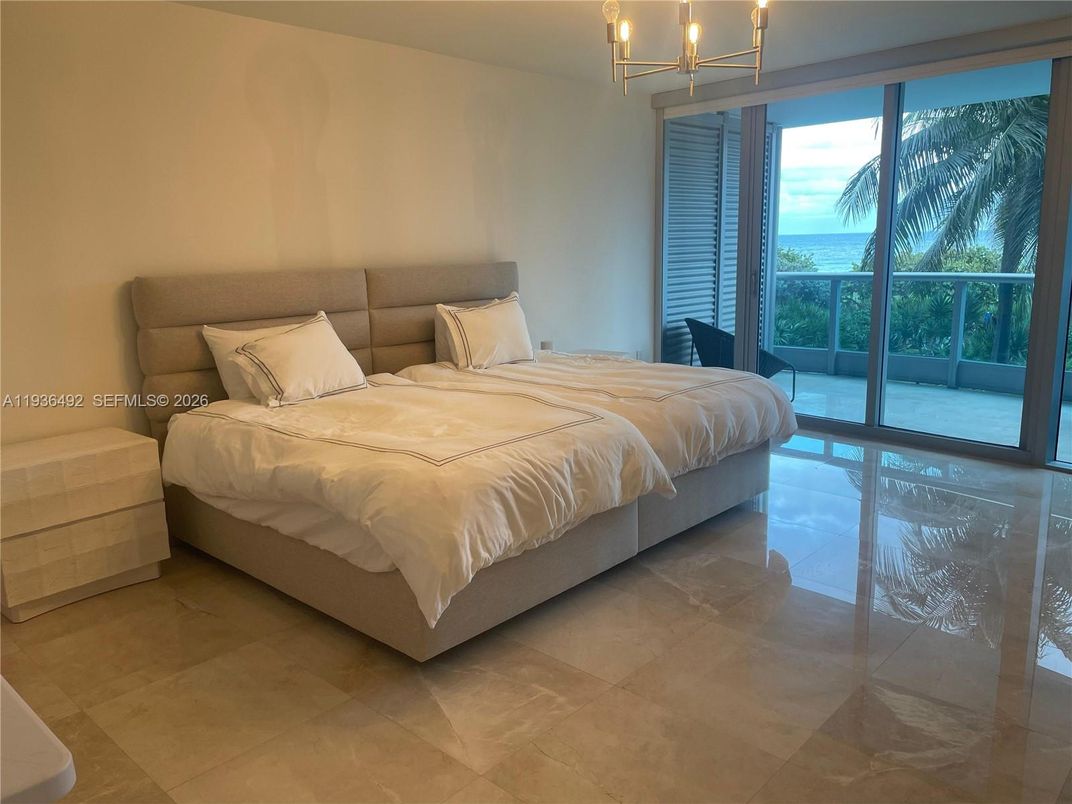 Bedroom, Interior, Water