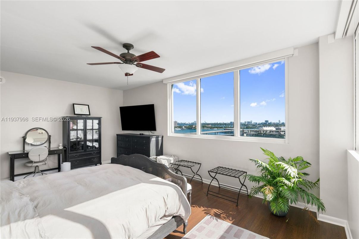 Bedroom, Interior, Water, Wood Texture Flooring