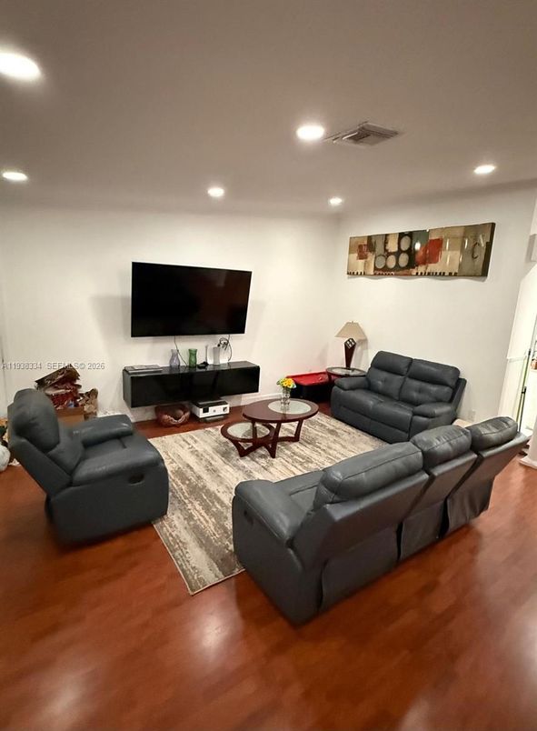 Interior, Living room, Recessed Lighting, Wood Texture Flooring