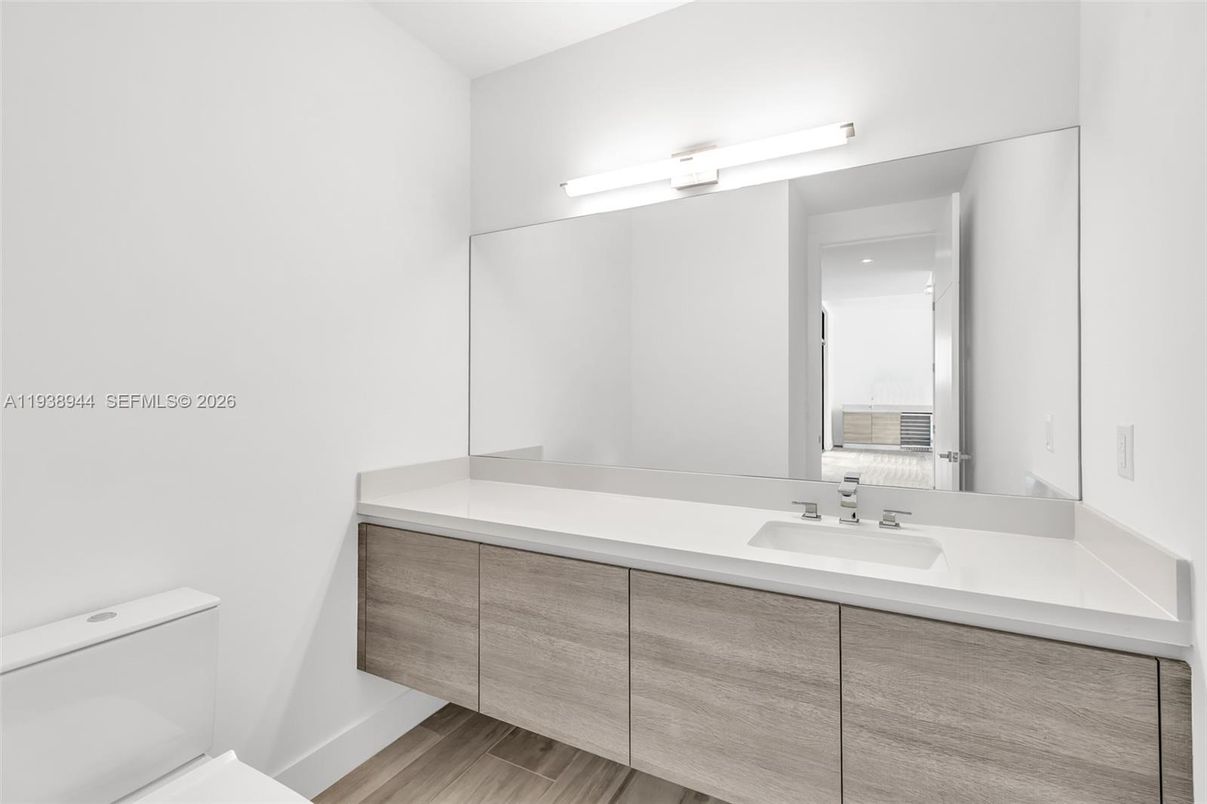 Bathroom, Dual Sink Vanities, Interior, Wood Texture Flooring