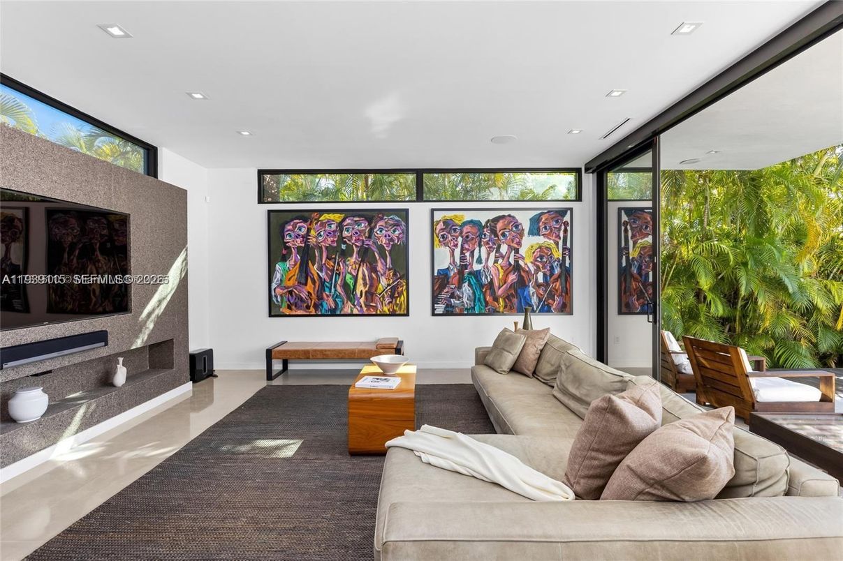 Interior, Living room, Recessed Lighting