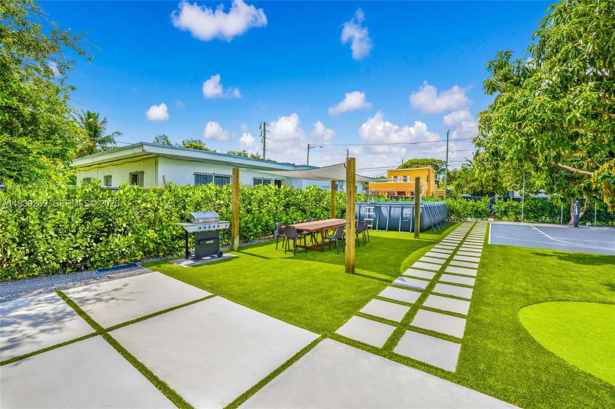 Backyard, Exterior, Hot Tub