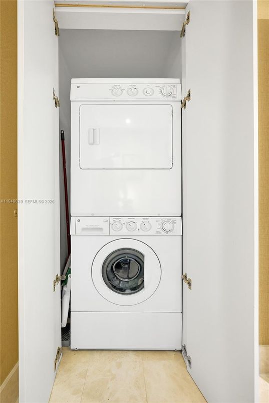 Interior, Utility Closets, Washer