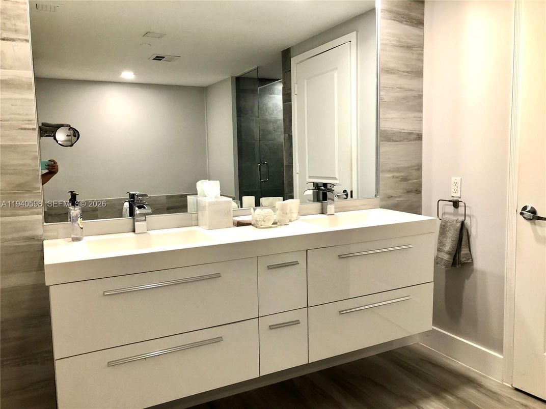 Bathroom, Dual Sink Vanities, Interior, Recessed Lighting, Wood Texture Flooring