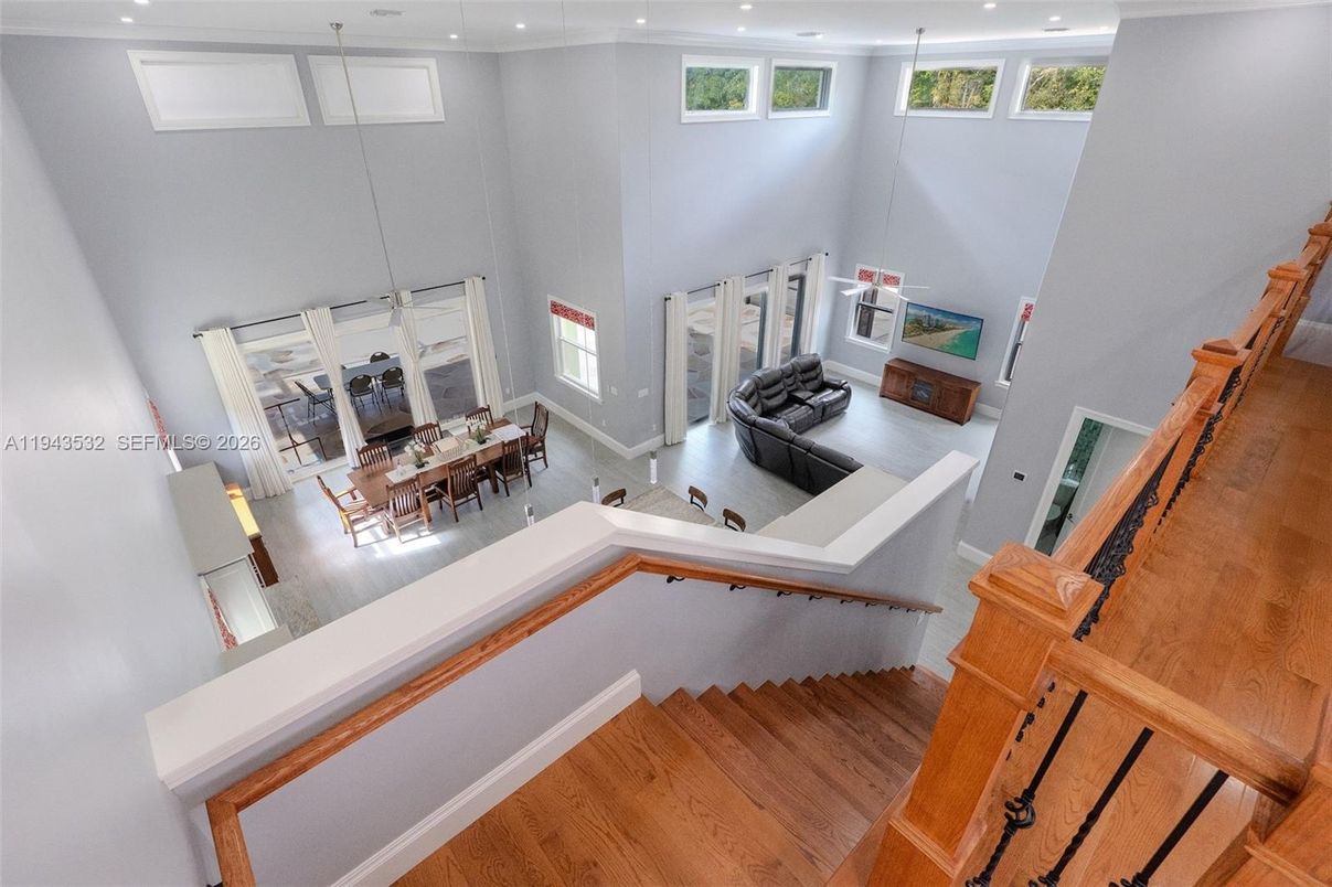 Dining room, Interior, Living room, Recessed Lighting, Wood Texture Flooring