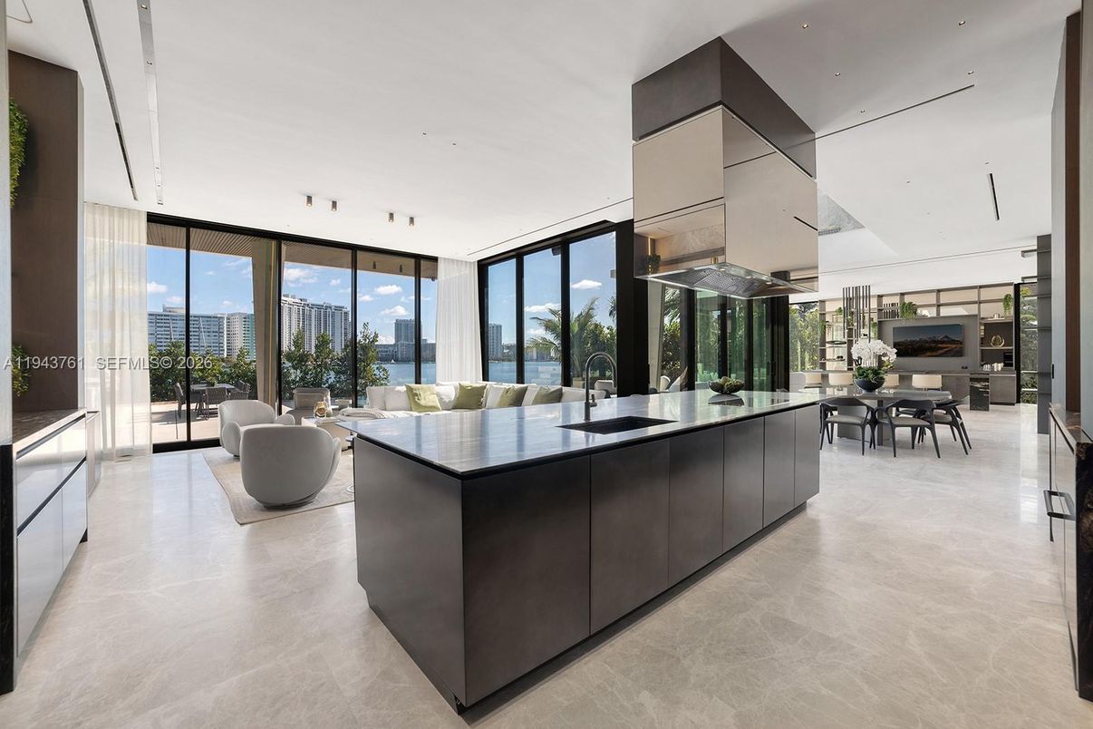 Dining room, Interior, Kitchen, Living room, Pendant Lights, Recessed Lighting, Water