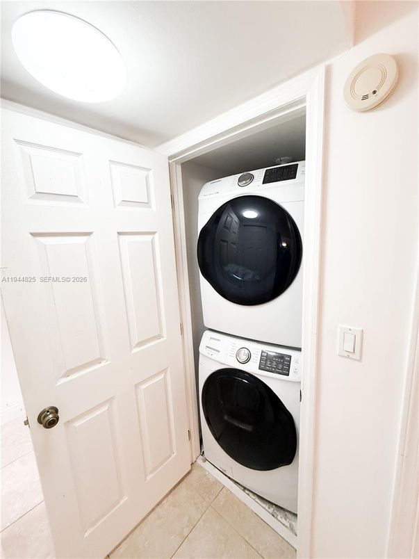 Interior, Utility Closets, Washer