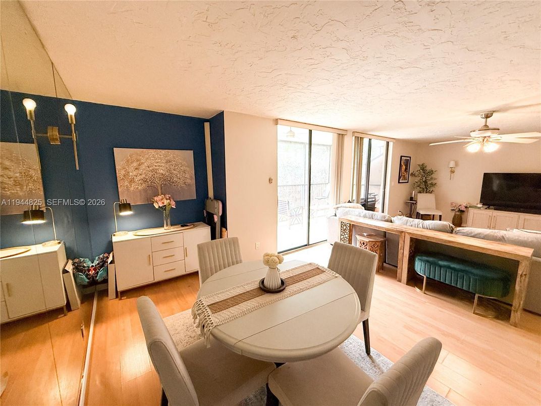 Dining room, Interior, Wood Texture Flooring