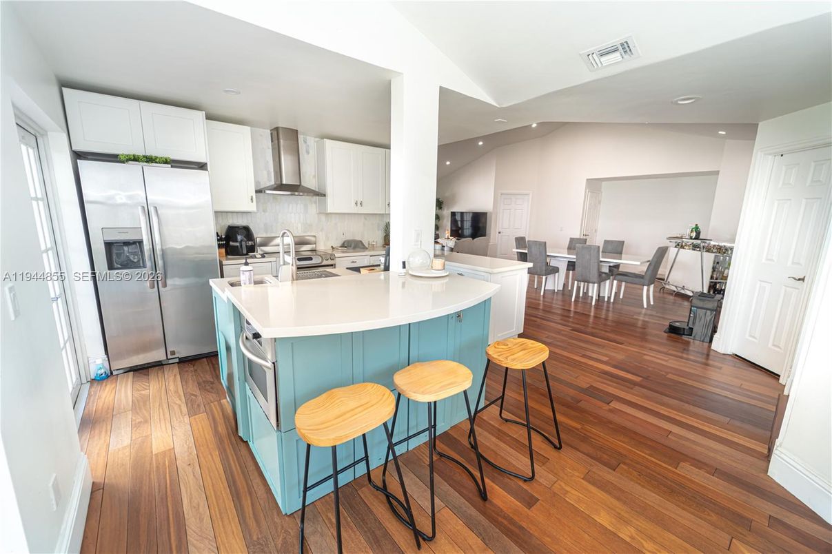 Dining room, Interior, Kitchen, Recessed Lighting, Stainless Steel Appliances, Wood Texture Flooring