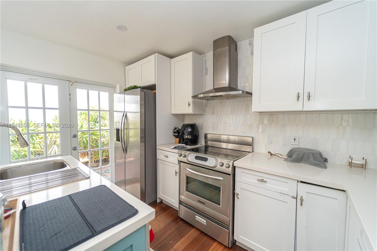 Interior, Kitchen, Stainless Steel Appliances, Wood Texture Flooring